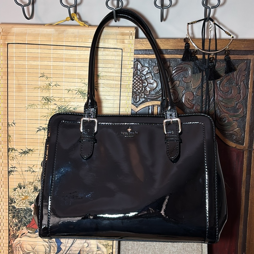 Kate Spade Black Shoulder Bag with Glossy Patent Finish 13.75”Lx10”Hx4”W GUC